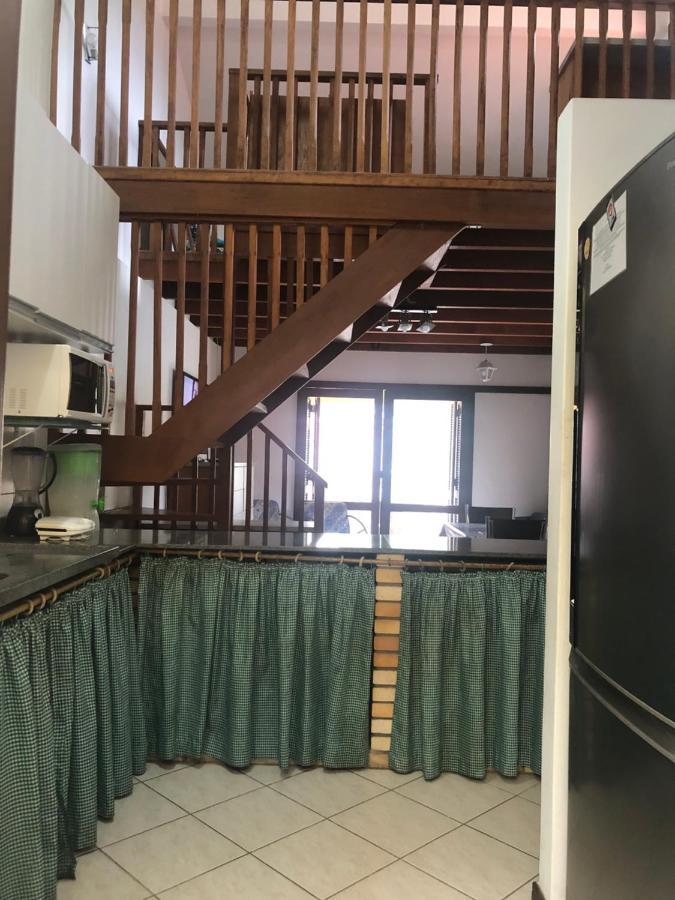 Linda Casa Com Piscina Em Bombinhas, Espaco Inteiro Εξωτερικό φωτογραφία