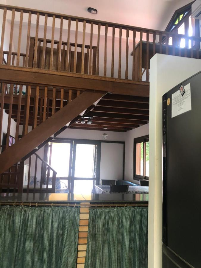 Linda Casa Com Piscina Em Bombinhas, Espaco Inteiro Εξωτερικό φωτογραφία