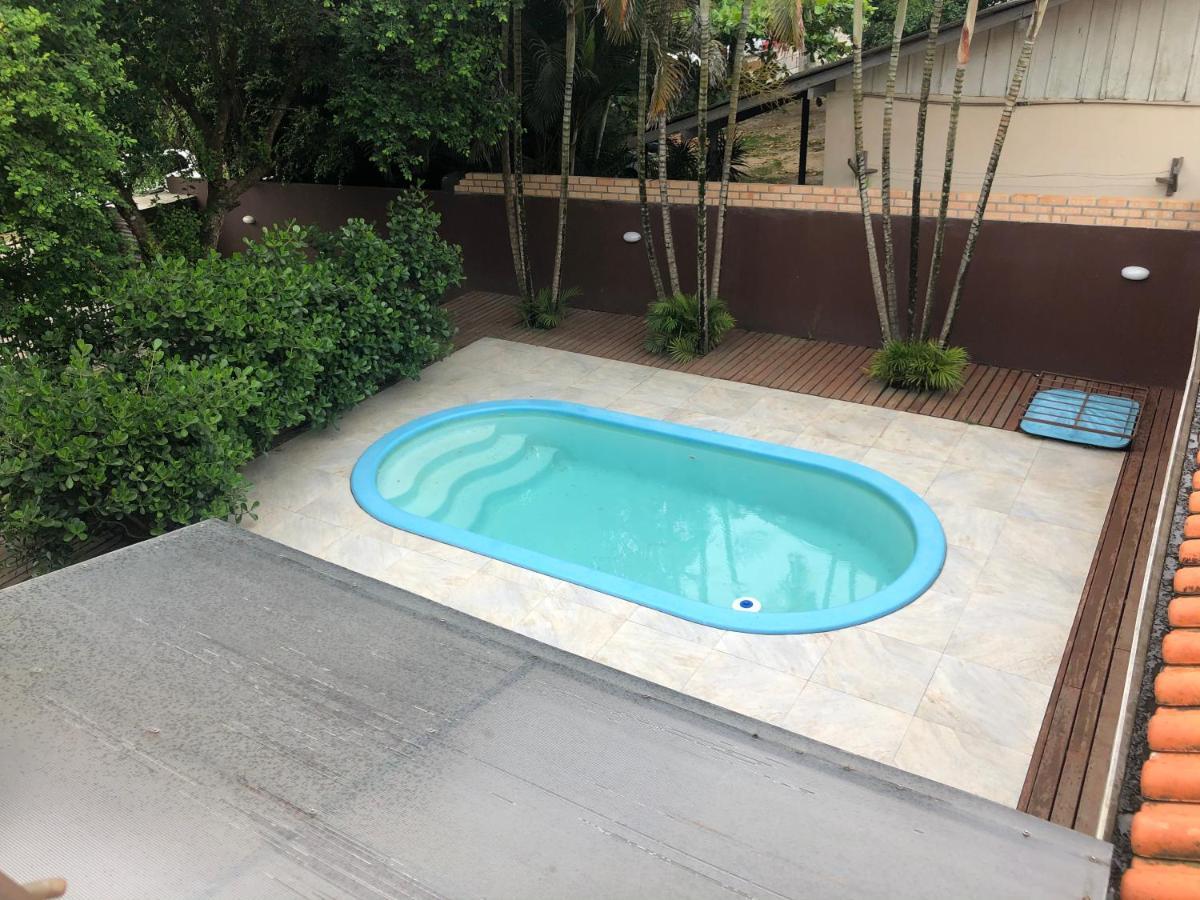 Linda Casa Com Piscina Em Bombinhas, Espaco Inteiro Εξωτερικό φωτογραφία