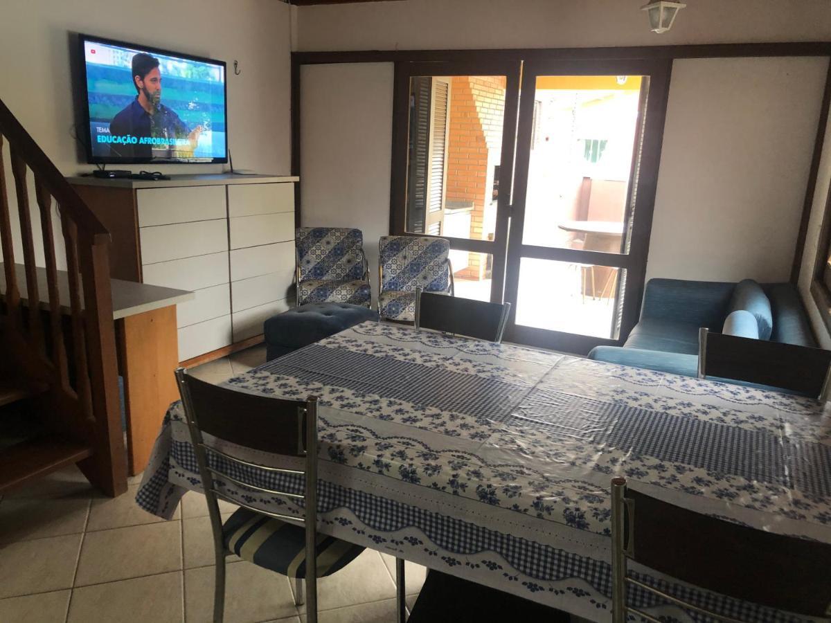 Linda Casa Com Piscina Em Bombinhas, Espaco Inteiro Εξωτερικό φωτογραφία