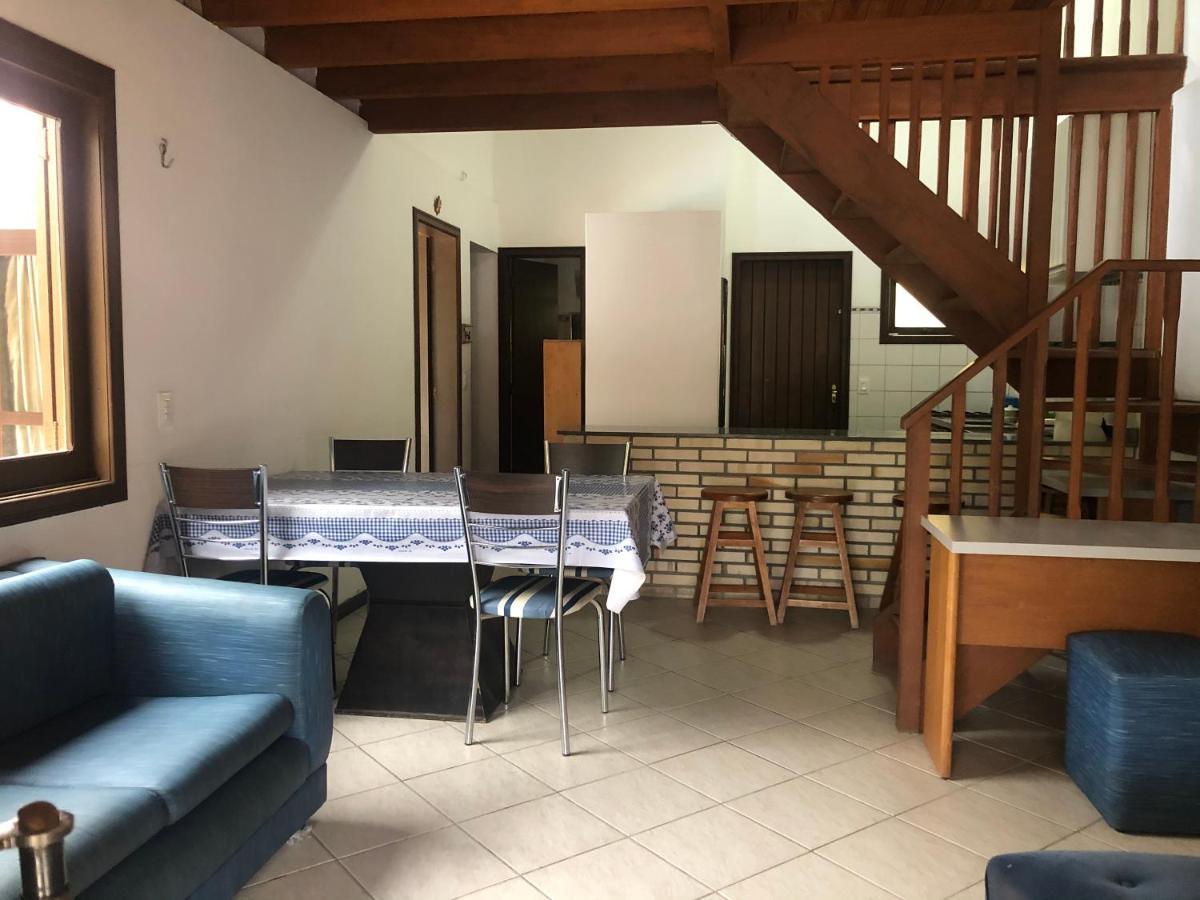 Linda Casa Com Piscina Em Bombinhas, Espaco Inteiro Εξωτερικό φωτογραφία