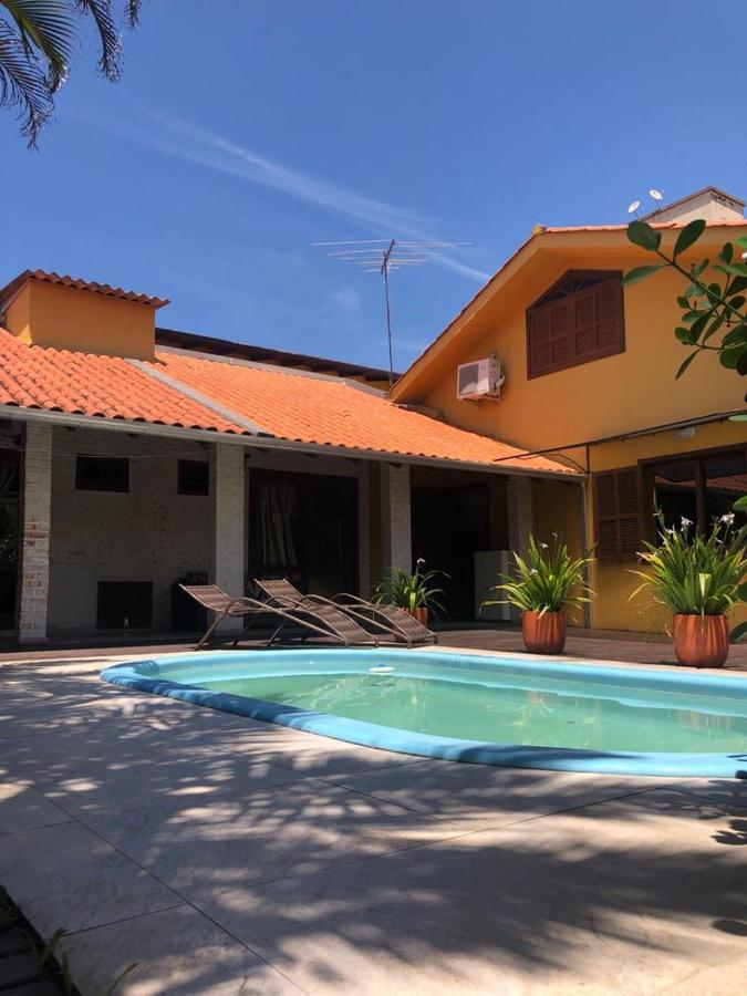 Linda Casa Com Piscina Em Bombinhas, Espaco Inteiro Εξωτερικό φωτογραφία